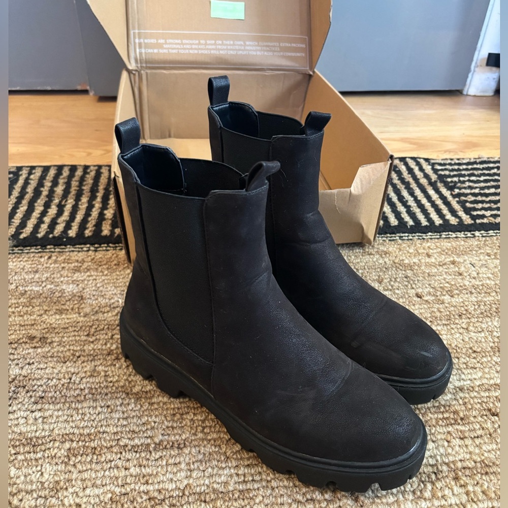 Chelsea Boots